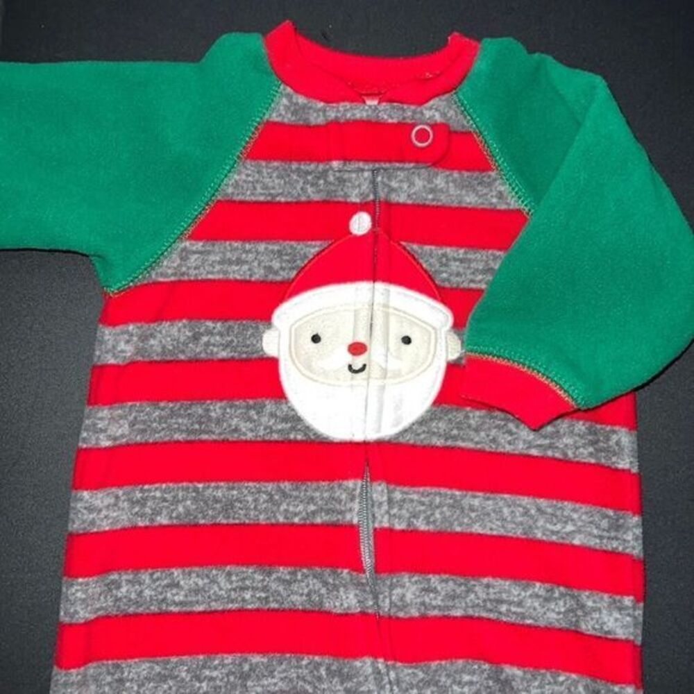 🛍 Cute Little girls Or boys Fleece Sleeper size 0-3 Months 🛍